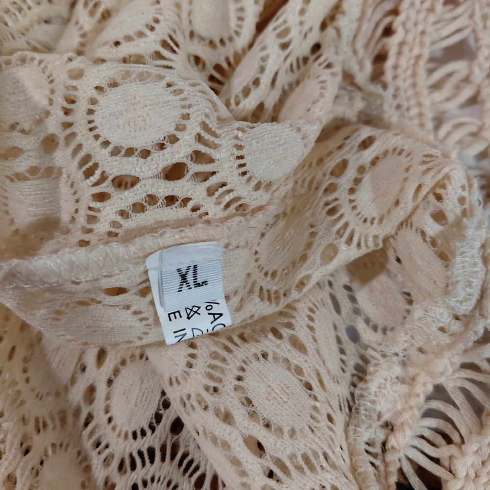 Boho Crochet V-Neck Tunic Top in Beige 👚 - Picture 5 of 5